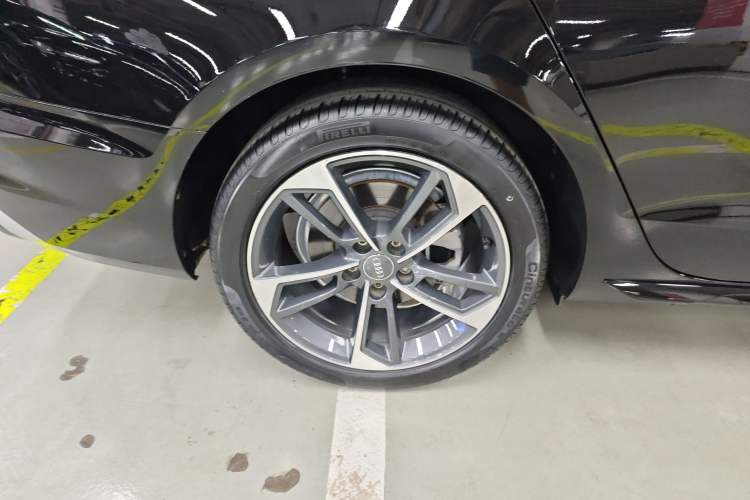 Used Audi A4L 2020 40 TFSI Fashion Dynamic Model Exterior 5