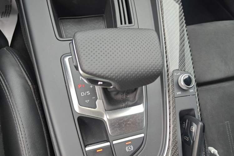 Used Audi A4L 2020 45 TFSI quattro Prestige Dynamic Edition Gear Lever