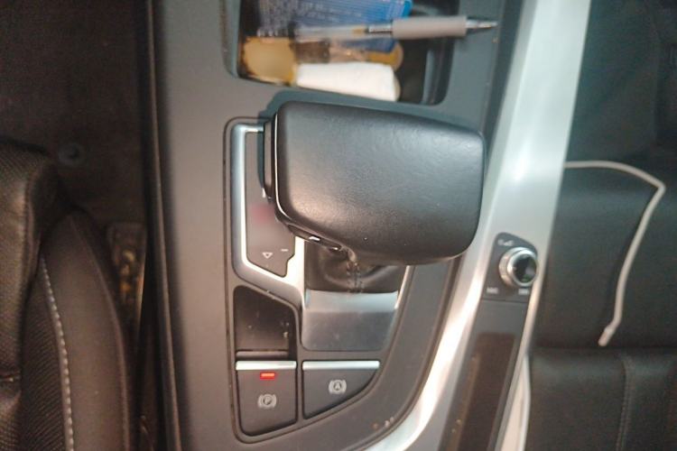 Used Audi A4L 2020 40 TFSI Fashion Dynamic Model Gear Lever