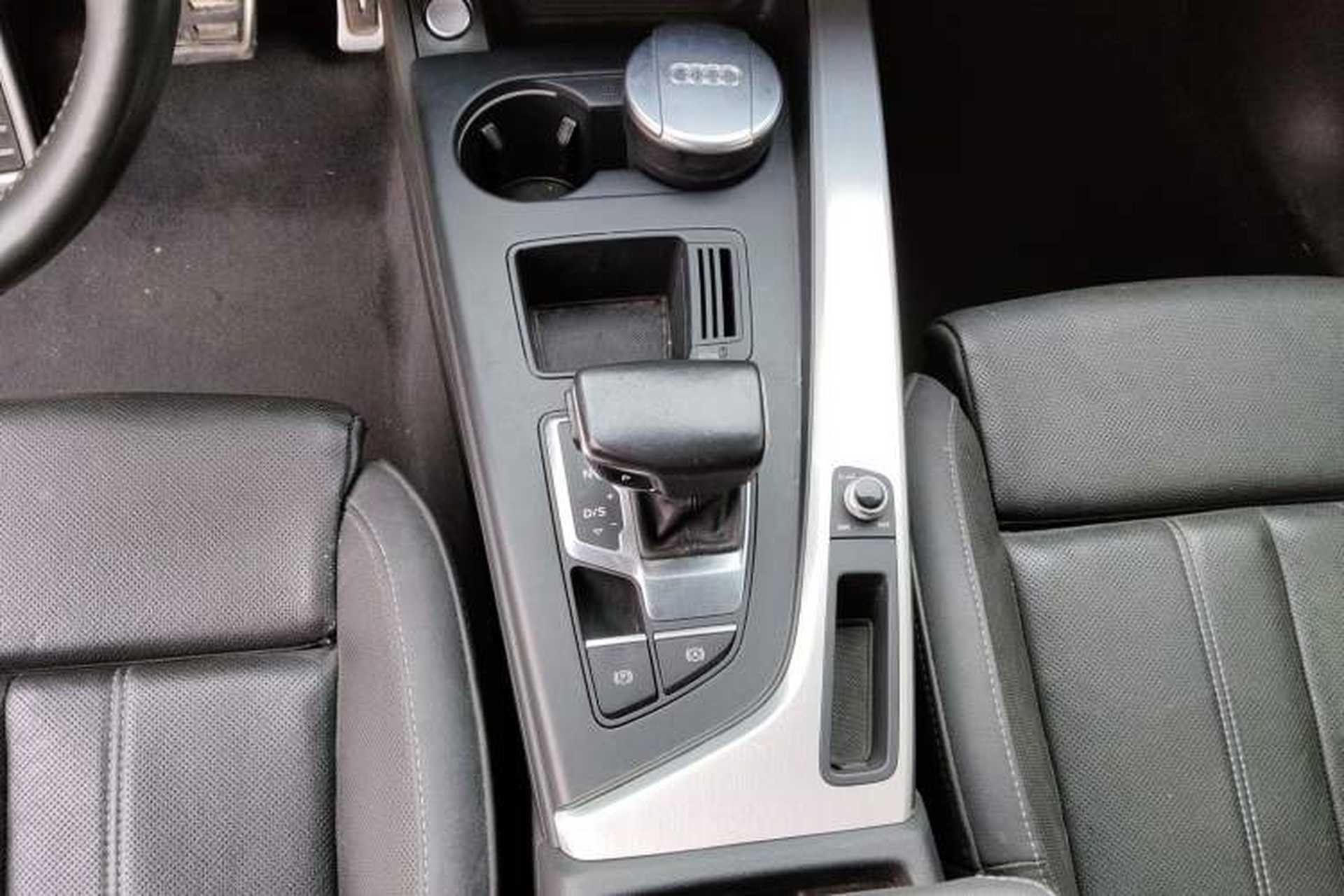 Used Audi A4L 2020 40 TFSI Fashion Dynamic Model Gear Lever