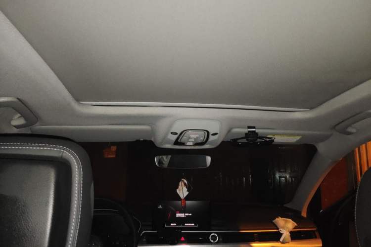 Used Audi A4L 2020 40 TFSI Fashionable and Elegant Model Headliner