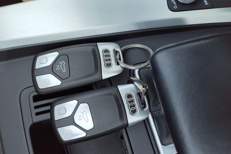 Used Audi A4L 2020 40 TFSI quattro Luxury Dynamic Model Interior 1