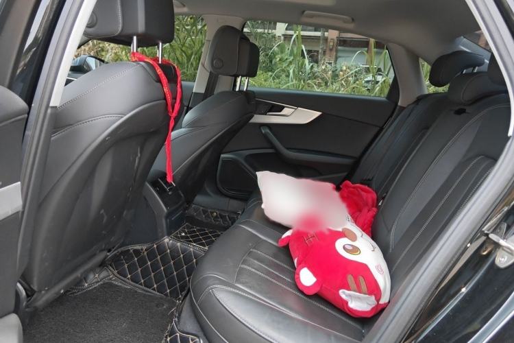 Used Audi A4L 2020 40 TFSI Fashion Dynamic Model Interior 4