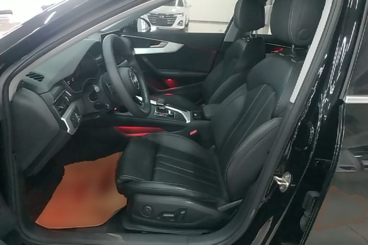 Used Audi A4L 2020 40 TFSI Fashion Dynamic Model Left Front Seat