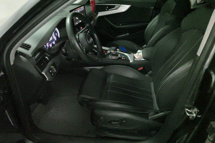 Used Audi A4L 2020 40 TFSI Fashion Dynamic Model Left Front Seat