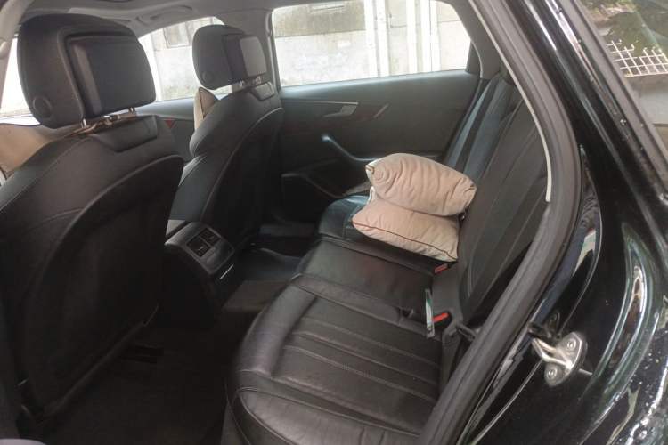 Used Audi A4L 2020 40 TFSI Fashion Dynamic Model Left Rear Seat
