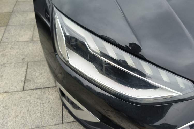 Used Audi A4L 2020 40 TFSI Fashion Dynamic Model Right Front Headlight