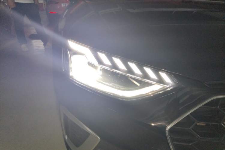 Used Audi A4L 2020 40 TFSI Fashion Dynamic Model Right Front Headlight