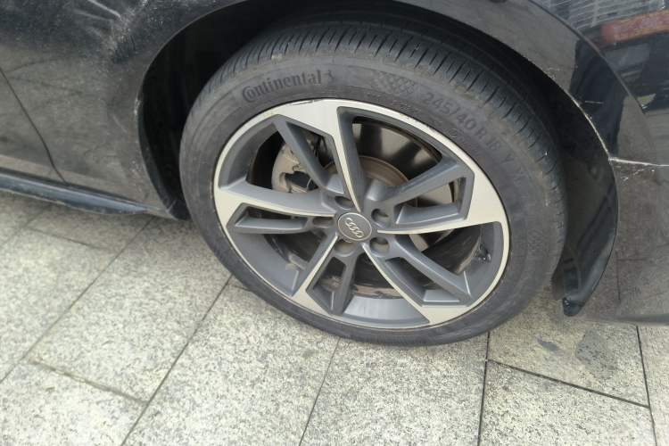 Used Audi A4L 2020 40 TFSI Fashion Dynamic Model Right Front Wheel Hub