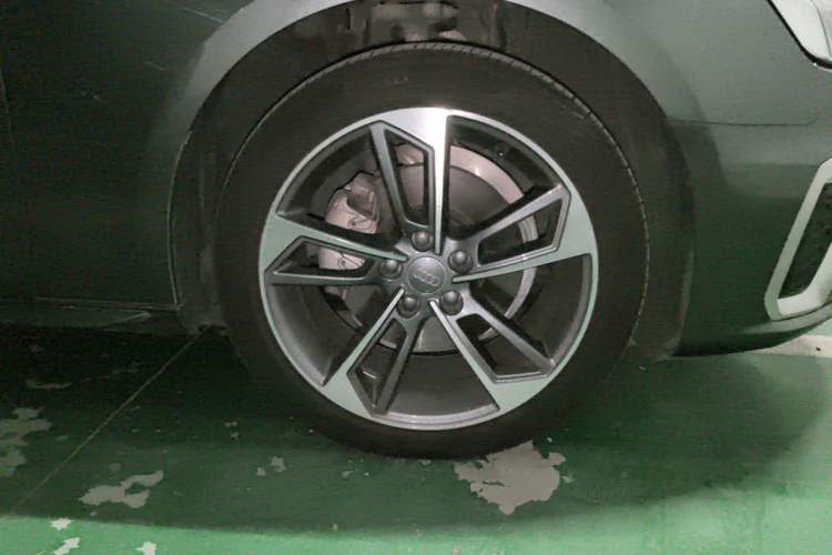 Used Audi A4L 2020 40 TFSI Fashion Dynamic Model Right Front Wheel Hub