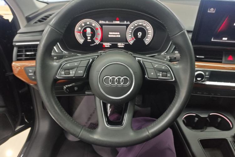 Used Audi A4L 2020 40 TFSI Luxury Prestige Edition Steering Wheel