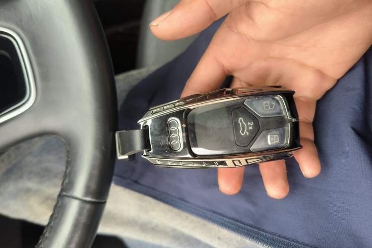 Used Audi A4L 2020 40 TFSI Fashion Dynamic Model Vehicle Key
