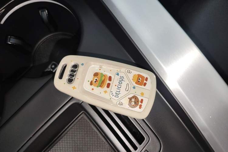 Used Audi A4L 2020 40 TFSI Fashion Dynamic Model Vehicle Key