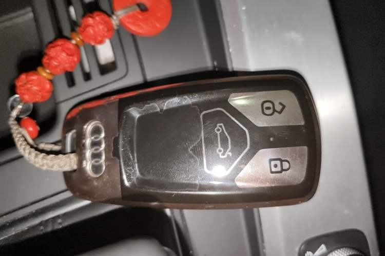 Used Audi A4L 2020 40 TFSI Fashion Dynamic Model Vehicle Key