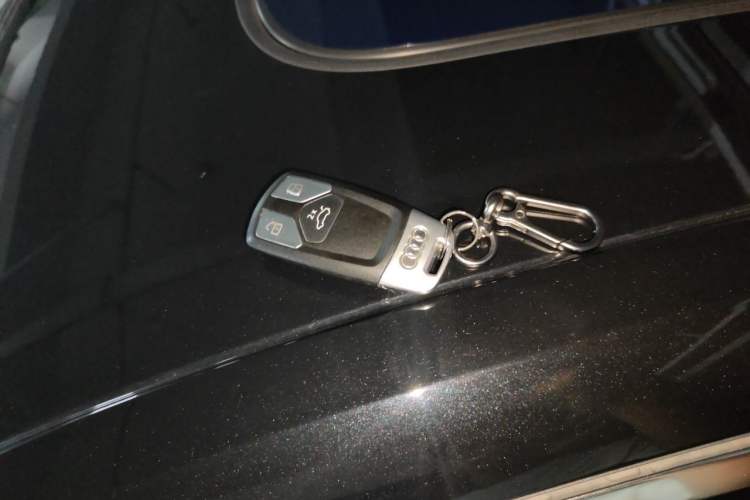 Used Audi A4L 2020 40 TFSI Fashion Dynamic Model Vehicle Key