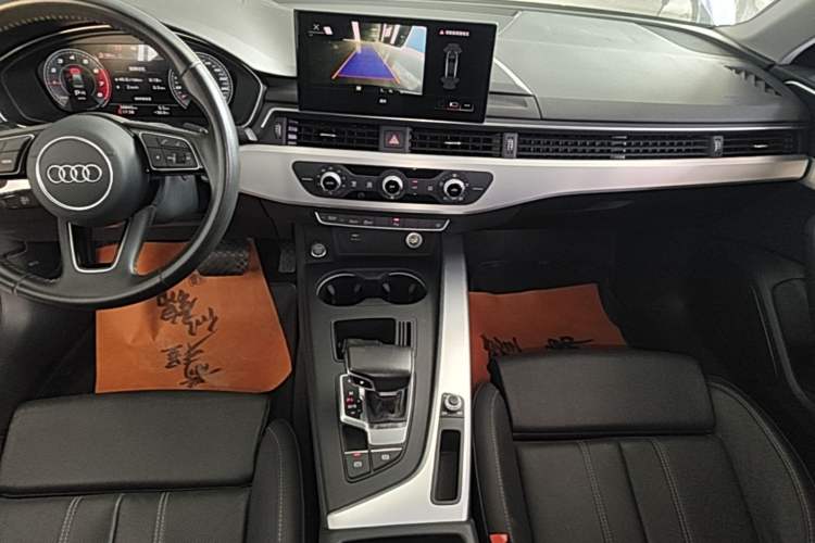 Used Audi A4L 2020 40 TFSI Fashion Dynamic Model Audio And AC Panel