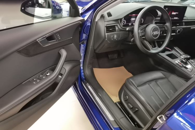 Used Audi A4L 2020 40 TFSI Luxury Prestige Edition Driver Seat