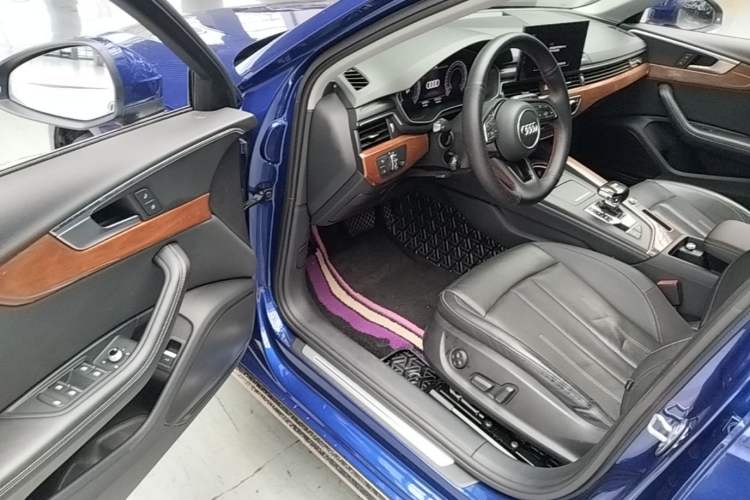 Used Audi A4L 2020 40 TFSI Luxury Prestige Edition Driver Seat