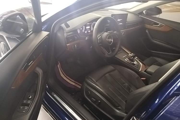Used Audi A4L 2020 40 TFSI Luxury Prestige Edition Driver Seat