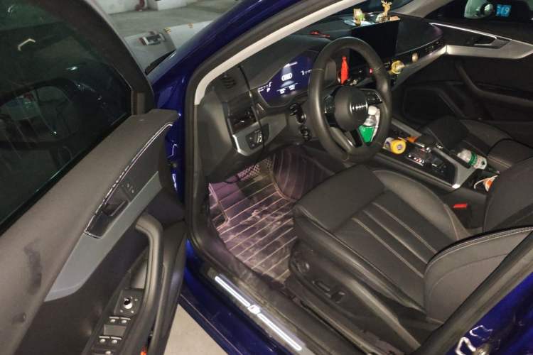 Used Audi A4L 2020 40 TFSI Luxury Dynamic Model Driver Seat