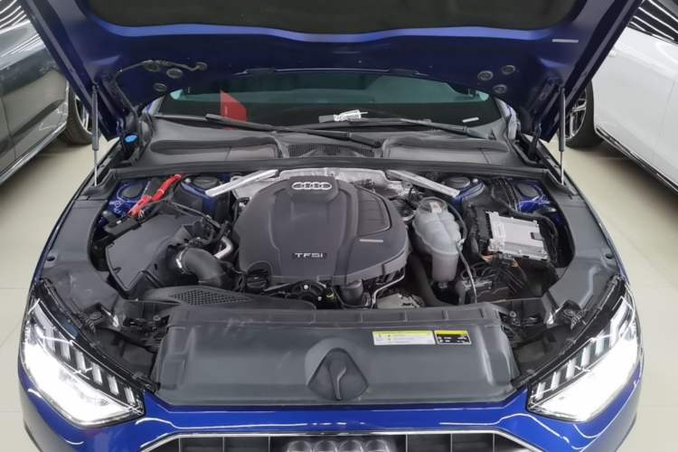 Used Audi A4L 2020 40 TFSI Luxury Prestige Edition Engine Bay