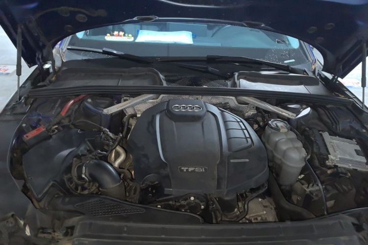 Used Audi A4L 2020 40 TFSI Luxury Dynamic Model Engine Bay