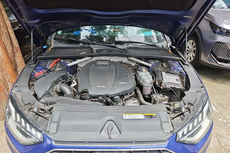 Used Audi A4L 2020 40 TFSI Fashion Dynamic Model Engine Bay