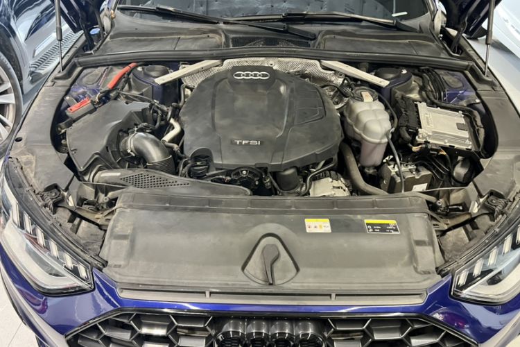 Used Audi A4L 2020 40 TFSI Fashion Dynamic Model Engine Bay