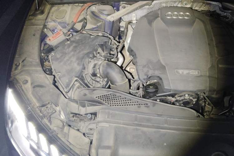 Used Audi A4L 2020 40 TFSI Luxury Dynamic Model Engine Bay Right