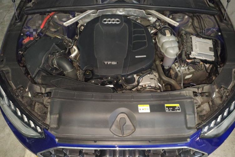 Used Audi A4L 2020 40 TFSI Luxury Dynamic Model Engine Bay