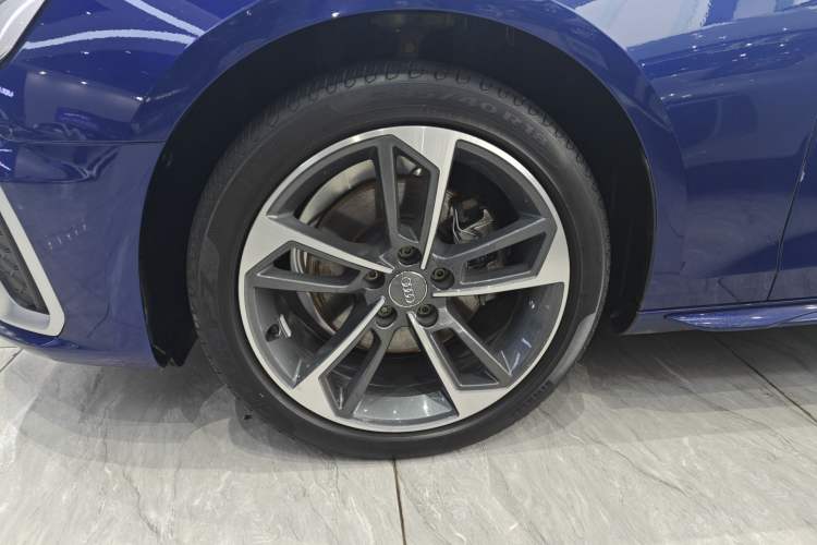Used Audi A4L 2020 40 TFSI Fashion Dynamic Model Exterior 4