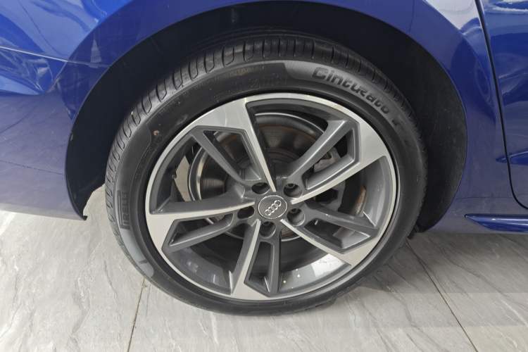 Used Audi A4L 2020 40 TFSI Fashion Dynamic Model Exterior 5