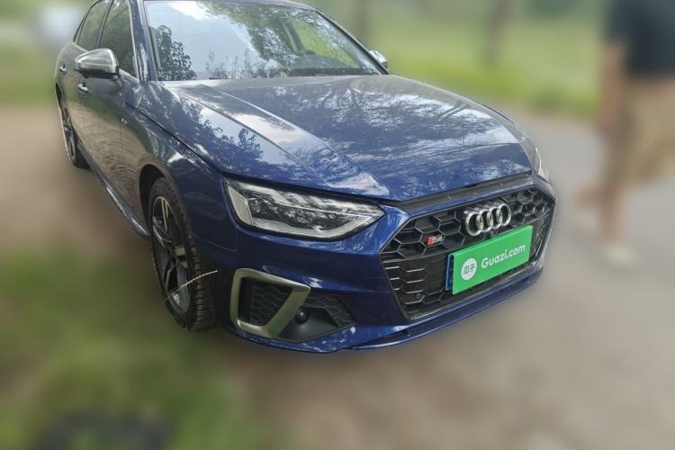 Used Audi A4L 2020 40 TFSI Fashion Dynamic Model Front Right 45 Deg
