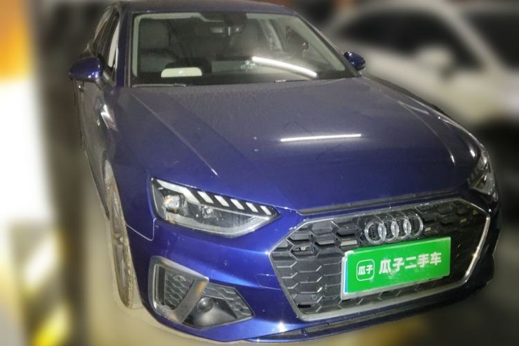 Used Audi A4L 2020 40 TFSI Luxury Dynamic Model Front Right 45 Deg