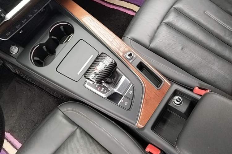 Used Audi A4L 2020 40 TFSI Luxury Prestige Edition Gear Lever