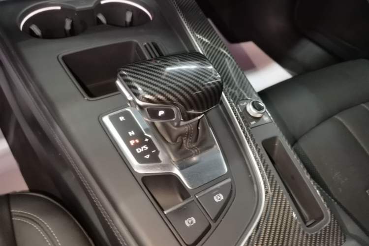 Used Audi A4L 2020 40 TFSI Luxury Prestige Edition Gear Lever