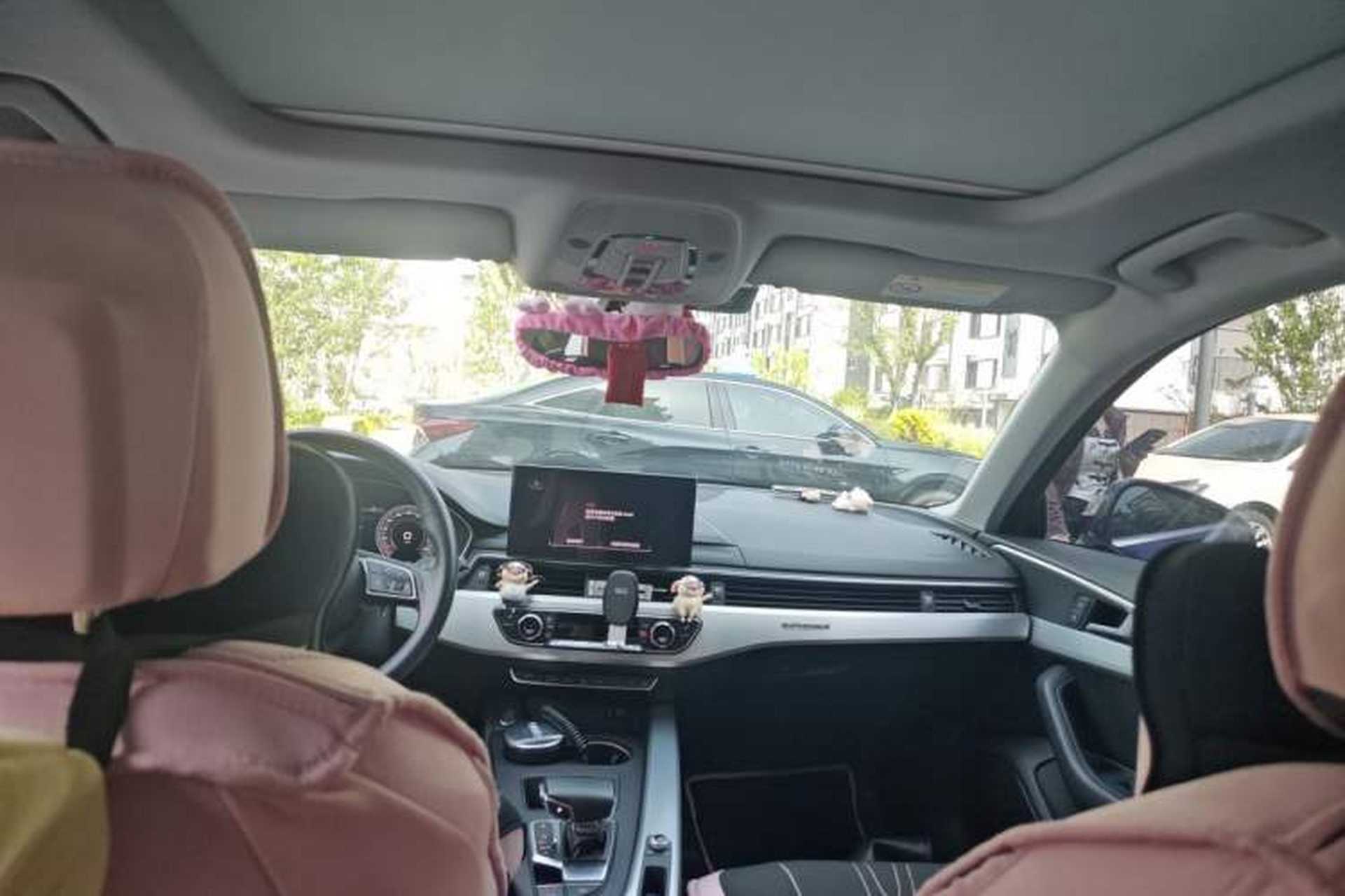 Used Audi A4L 2020 40 TFSI quattro Luxury Dynamic Model Headliner