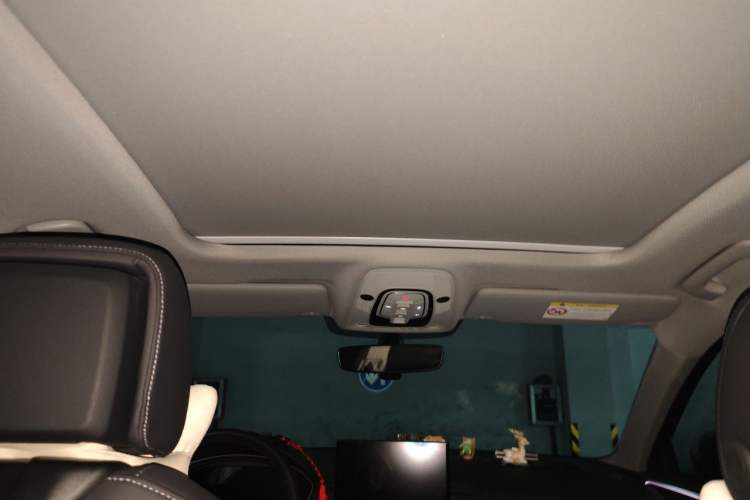 Used Audi A4L 2020 40 TFSI Luxury Dynamic Model Headliner