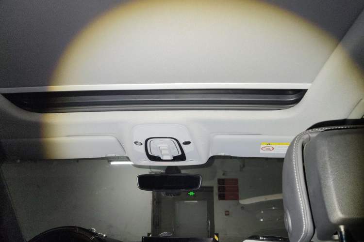 Used Audi A4L 2020 40 TFSI Luxury Dynamic Model Headliner