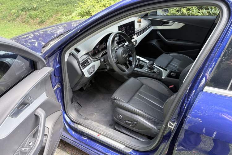Used Audi A4L 2020 40 TFSI Fashion Dynamic Model Interior 3