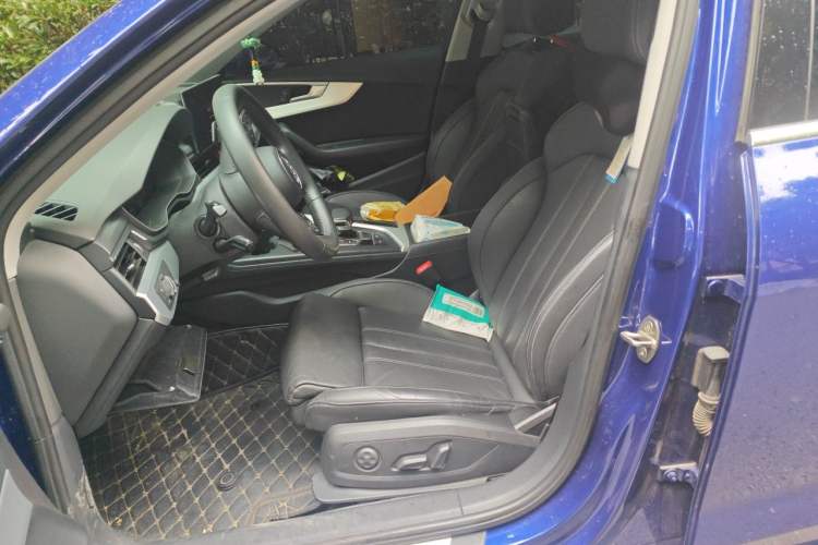 Used Audi A4L 2020 40 TFSI Luxury Dynamic Model Left Front Seat