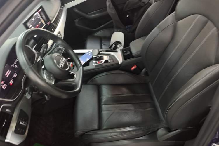 Used Audi A4L 2020 40 TFSI Luxury Dynamic Model Left Front Seat