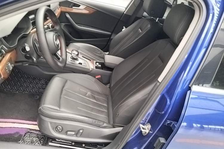 Used Audi A4L 2020 40 TFSI Luxury Prestige Edition Left Front Seat