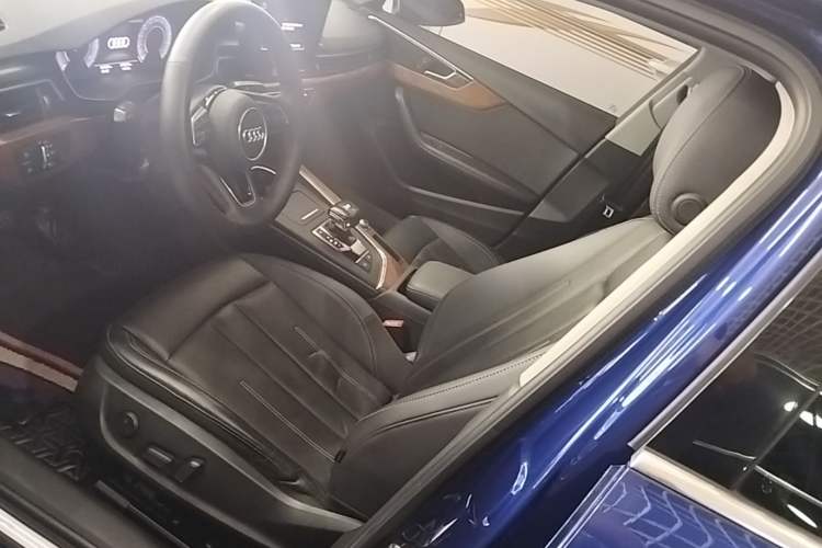 Used Audi A4L 2020 40 TFSI Luxury Prestige Edition Left Front Seat