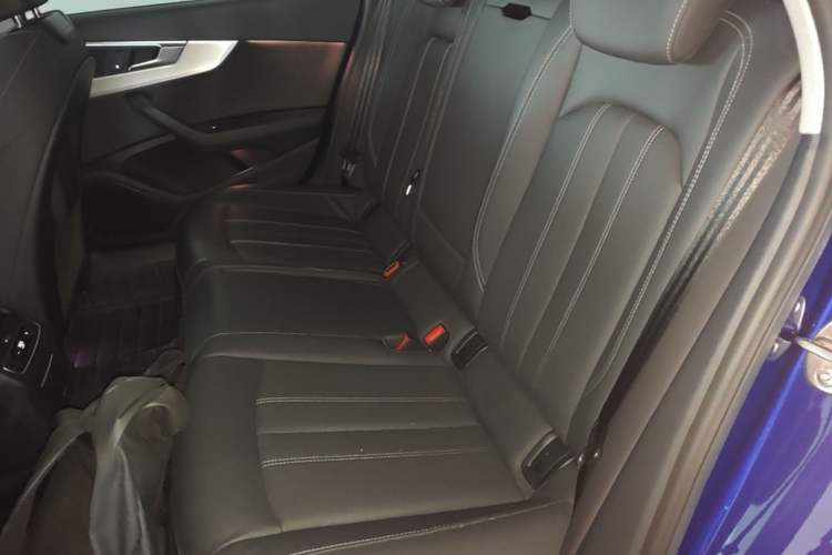 Used Audi A4L 2020 40 TFSI quattro Luxury Dynamic Model Left Rear Seat