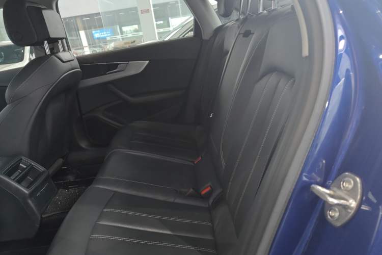 Used Audi A4L 2020 40 TFSI Fashion Dynamic Model Left Rear Seat