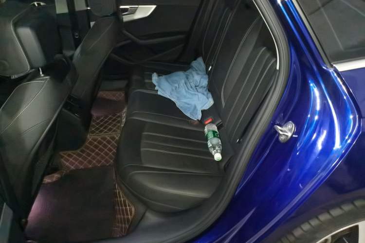 Used Audi A4L 2020 40 TFSI Luxury Dynamic Model Left Rear Seat