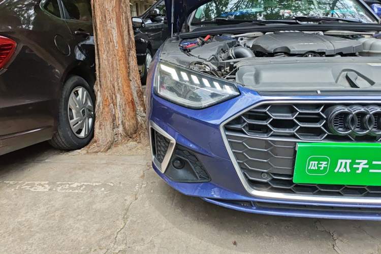 Used Audi A4L 2020 40 TFSI Fashion Dynamic Model Right Front Headlight