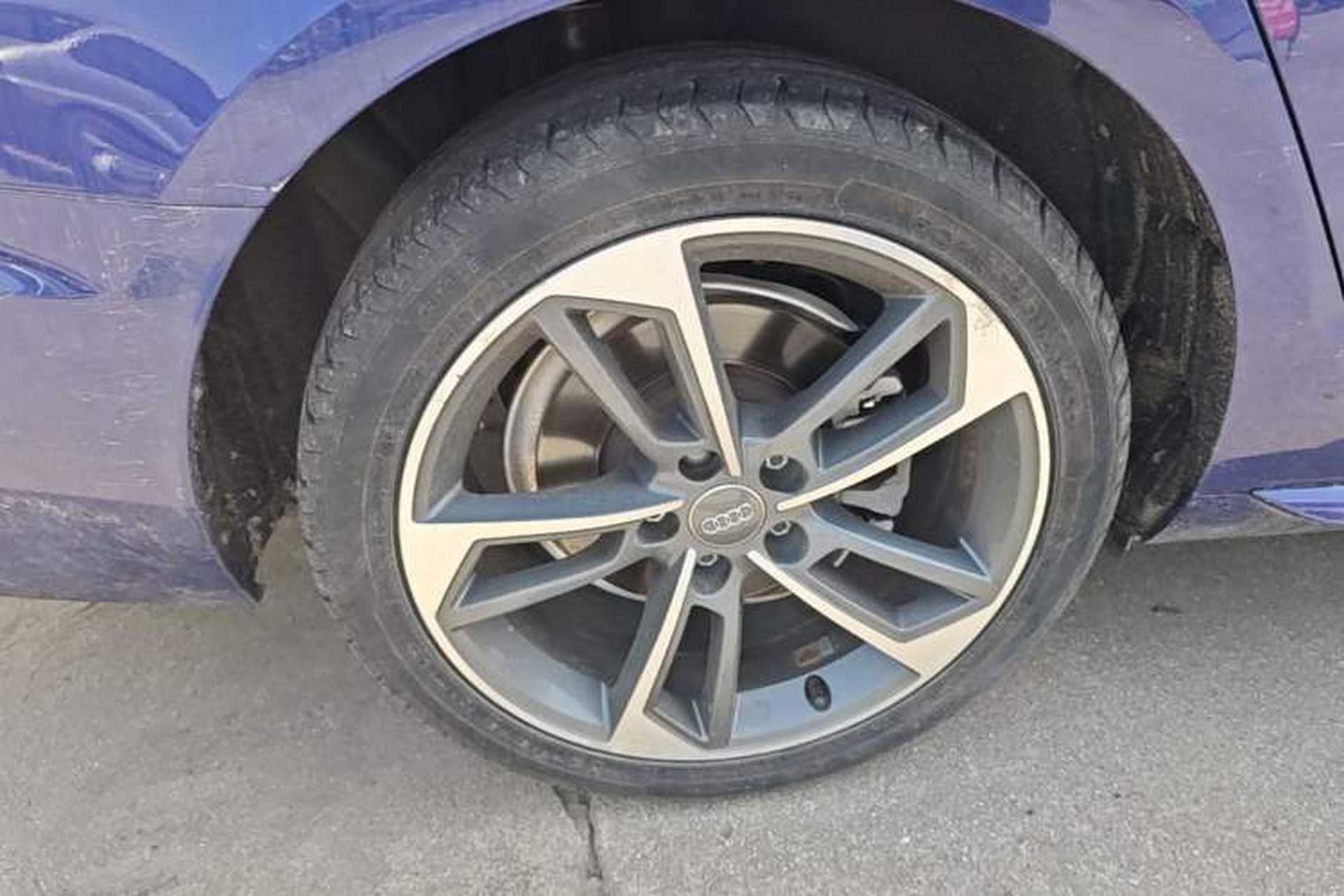 Used Audi A4L 2020 40 TFSI Fashionable and Elegant Model Right Rear Wheel Hub