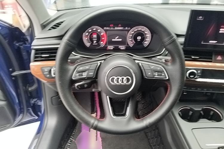 Used Audi A4L 2020 40 TFSI Luxury Prestige Edition Steering Wheel